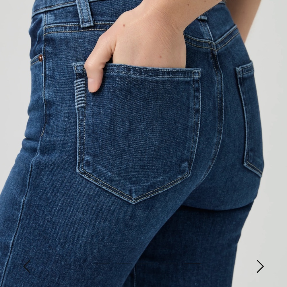 PAIGE Cindy Crop Jeans - Picture 9 of 10